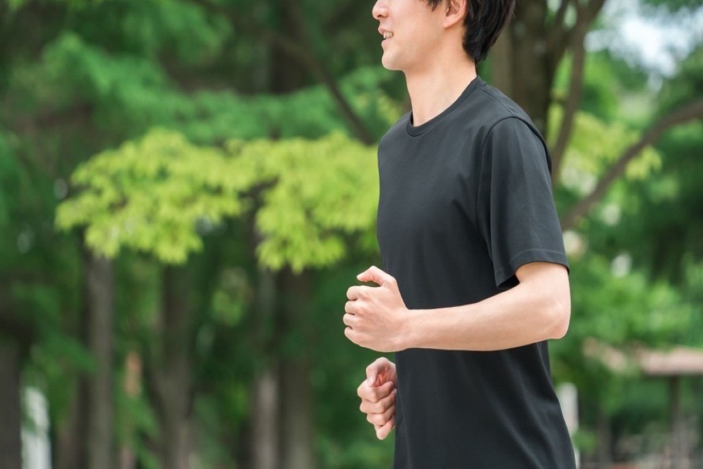 前向きな男性